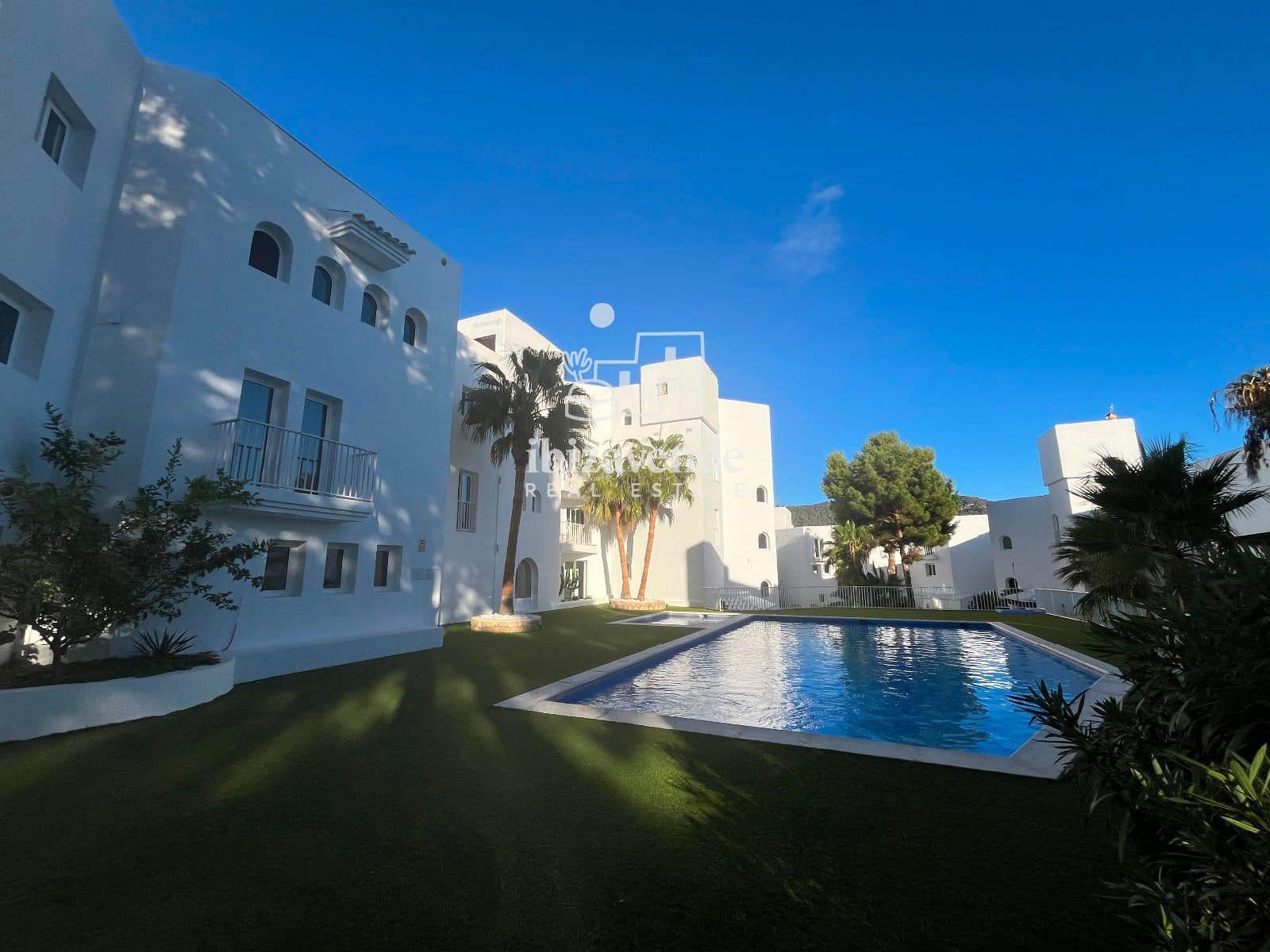 3 soveværelse Penthouse til leje i Cala Vadella med swimmingpool garage - € 5.000 (Ref: 9566723)