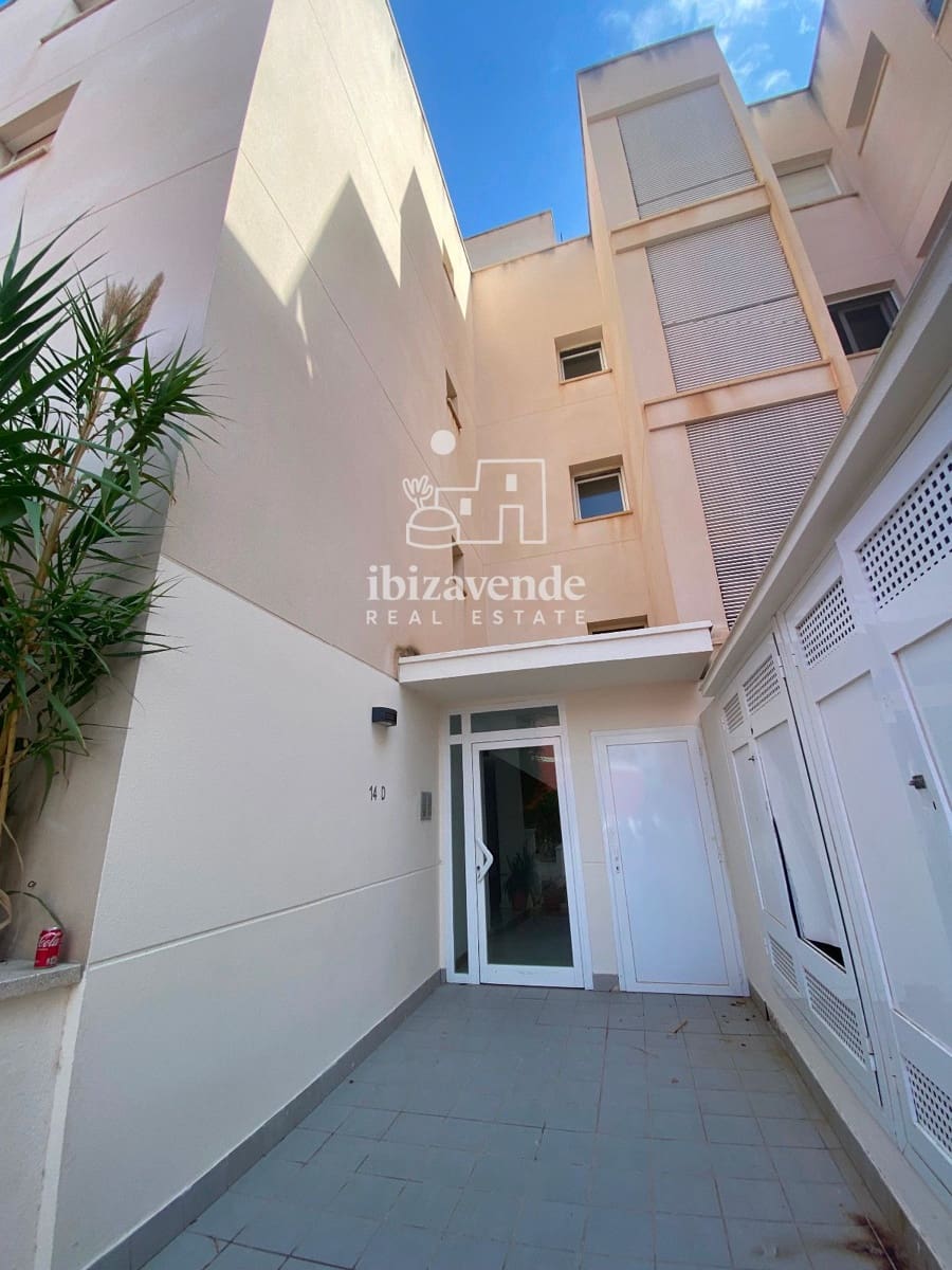 2 soveværelse Lejlighed til leje i Cala d'en Bou med swimmingpool - € 3.500 (Ref: 9570058)