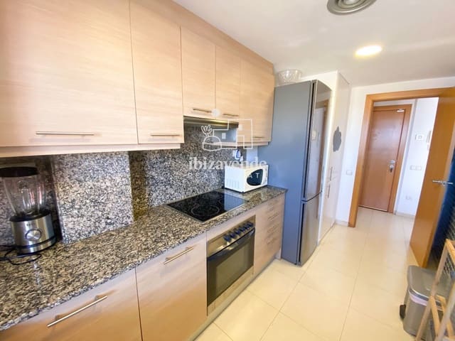 2 soveværelse Lejlighed til leje i Cala d'en Bou, San Jose / Sant Josep de Sa Talaia med swimmingpool - € 3.500 (Ref: 9570058)