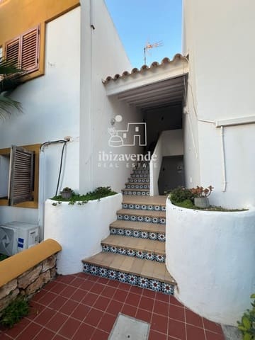 1 soveværelse Lejlighed til leje i Port des Torrent, San Jose / Sant Josep de Sa Talaia - € 1.400 (Ref: 9570059)