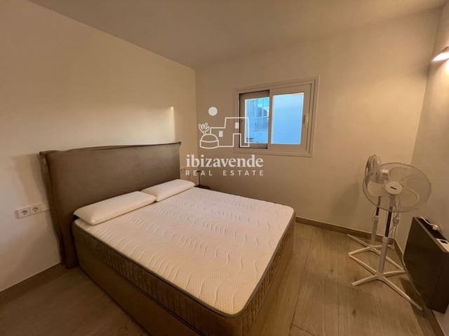 1 soveværelse Lejlighed til leje i Port des Torrent, San Jose / Sant Josep de Sa Talaia - € 1.400 (Ref: 9570059)