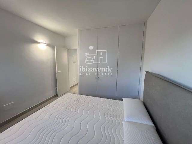 1 soveværelse Lejlighed til leje i Port des Torrent, San Jose / Sant Josep de Sa Talaia - € 1.400 (Ref: 9570059)