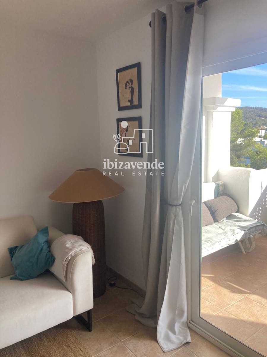 2 soveværelse Lejlighed til leje i Cala Tarida med swimmingpool garage - € 3.000 (Ref: 9570060)