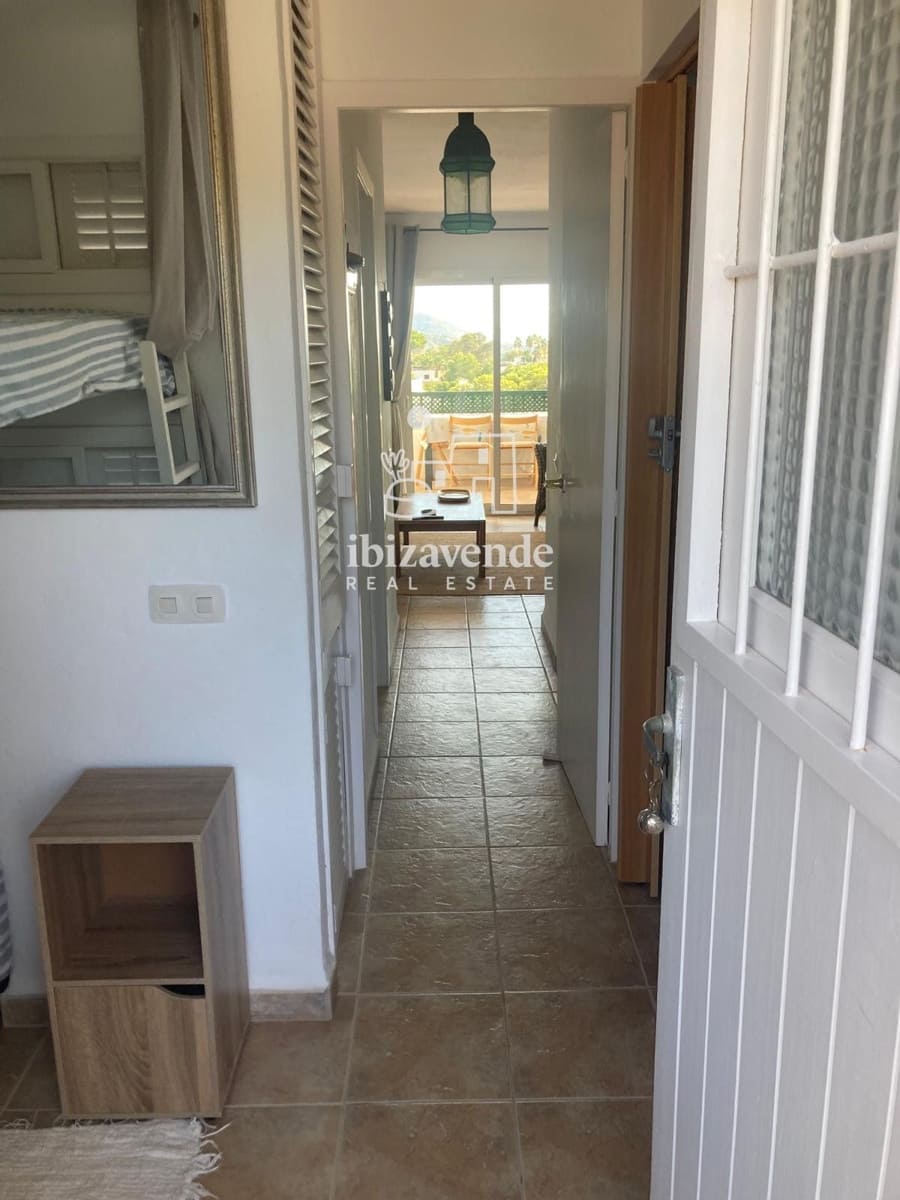 2 soveværelse Lejlighed til leje i Cala Tarida med swimmingpool garage - € 3.000 (Ref: 9570060)