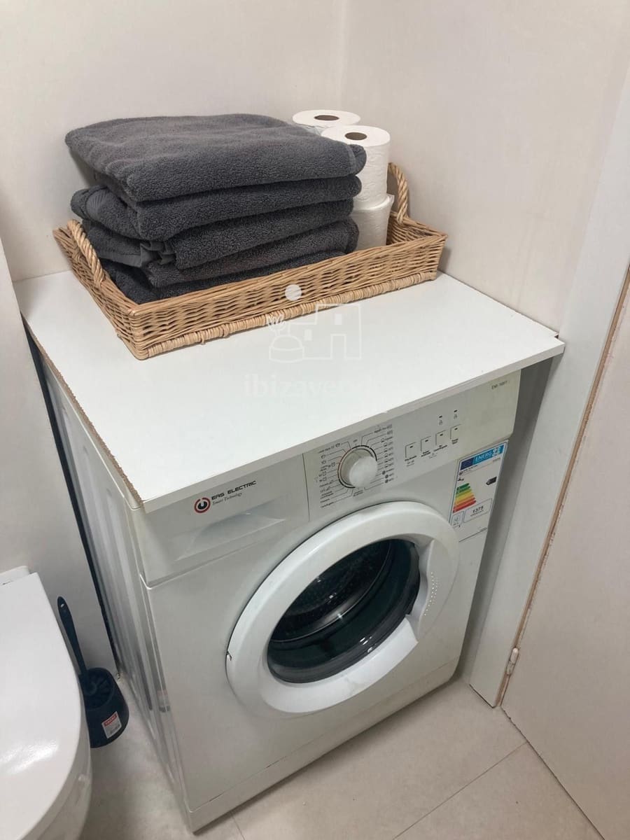 2 soveværelse Lejlighed til leje i Cala Tarida med swimmingpool garage - € 3.000 (Ref: 9570060)