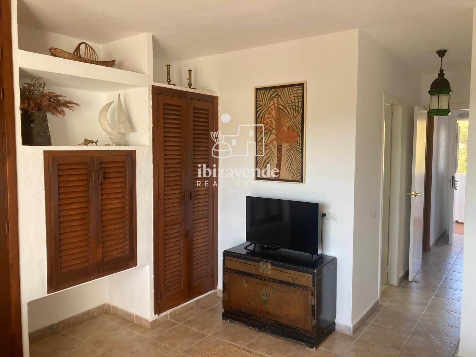 2 soveværelse Lejlighed til leje i Cala Tarida med swimmingpool garage - € 3.000 (Ref: 9570060)