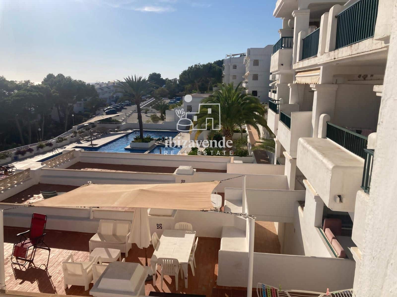 2 soveværelse Lejlighed til leje i Cala Tarida med swimmingpool garage - € 3.000 (Ref: 9570060)