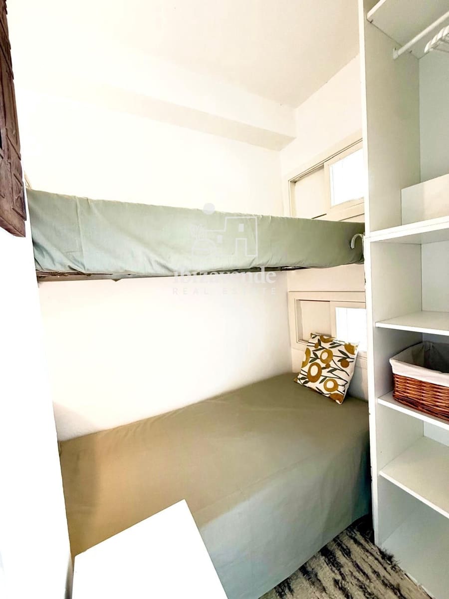 Appartement de 2 chambres à louer à Cala Tarida avec piscine garage - 3 000 € (Ref: 9570060)