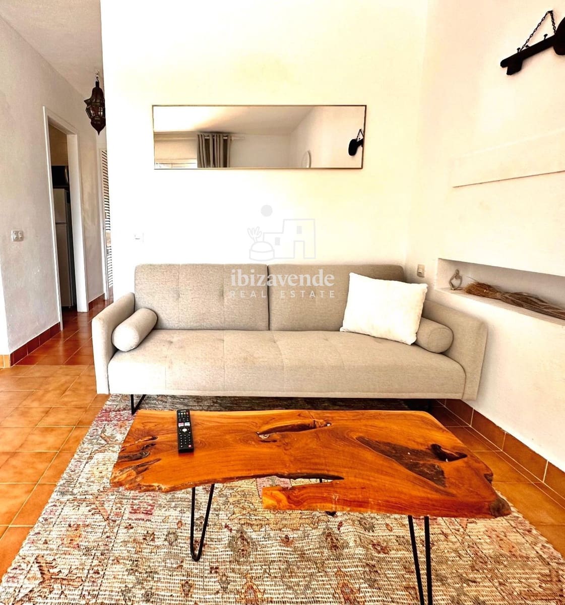 Appartement de 2 chambres à louer à Cala Tarida avec piscine garage - 3 000 € (Ref: 9570060)