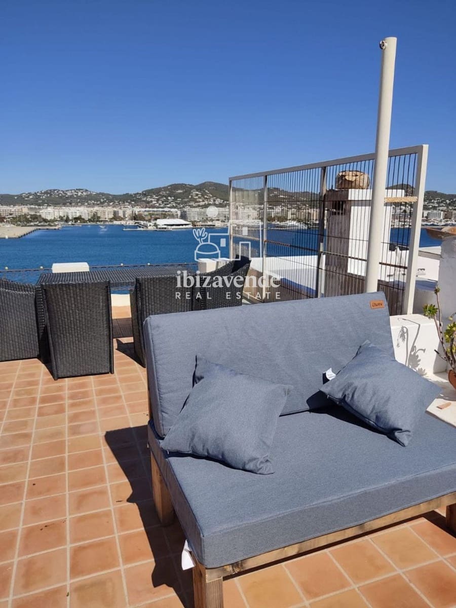 2 bedroom Flat for rent in Ibiza / Eivissa town - € 2,200 (Ref: 9570190)