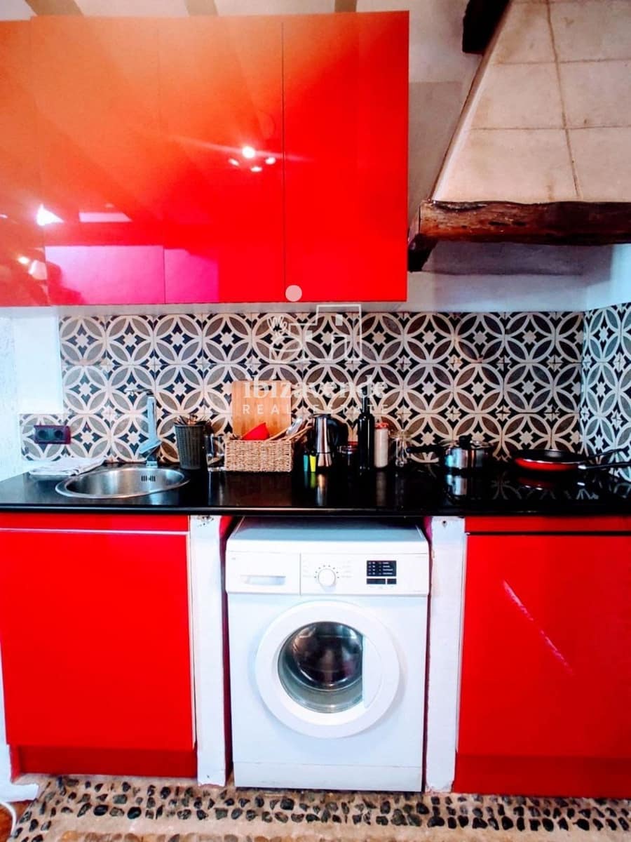 2 bedroom Flat for rent in Ibiza / Eivissa town - € 2,200 (Ref: 9570190)