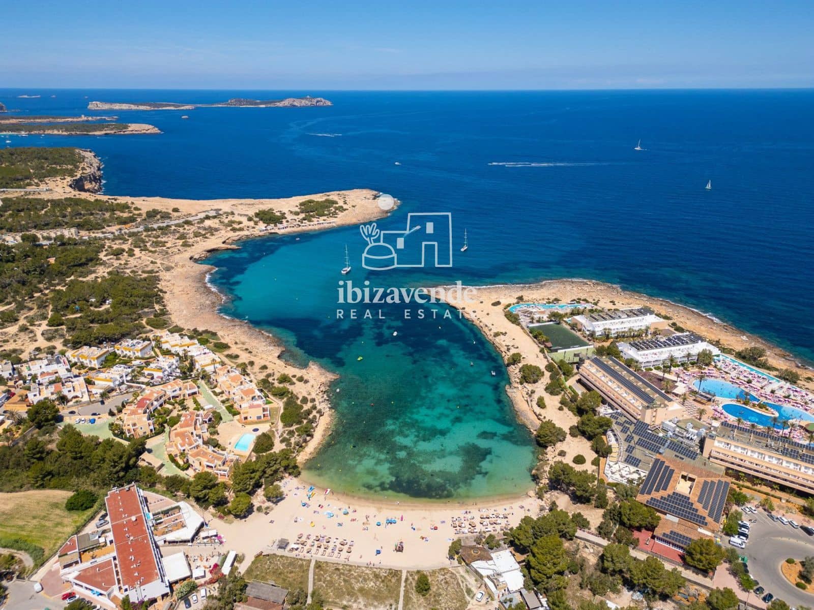 4 bedroom Villa for sale in Port des Torrent with pool garage - € 2,350,000 (Ref: 9584606)