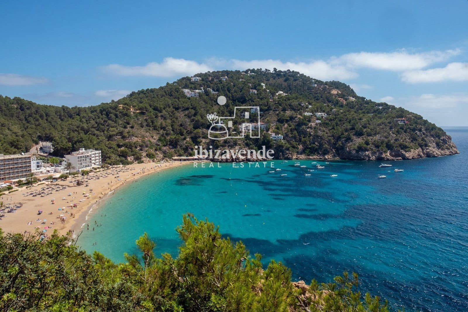 7 slaapkamer Villa te koop in Sant Llorenc de Balafia met zwembad - € 3.500.000 (Ref: 9584607)