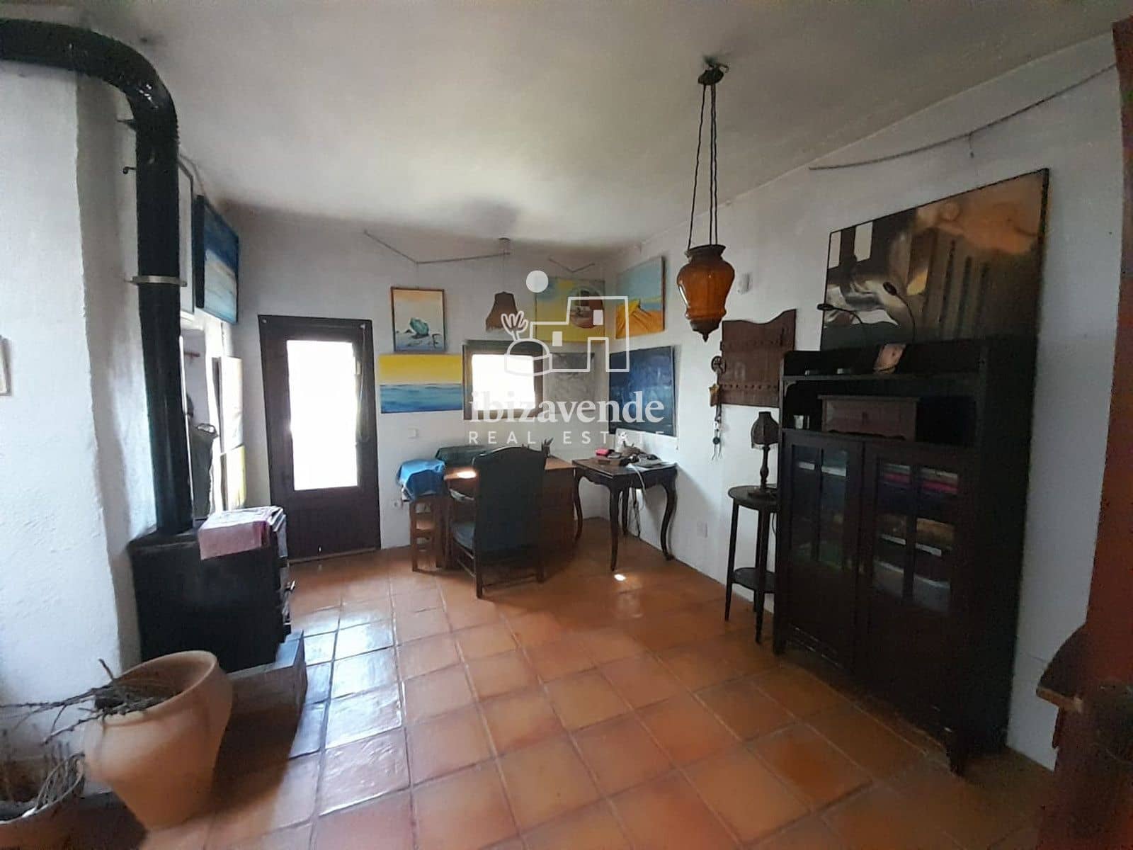 4 bedroom Villa for sale in Sant Agusti des Vedra - € 1,300,000 (Ref: 9585136)