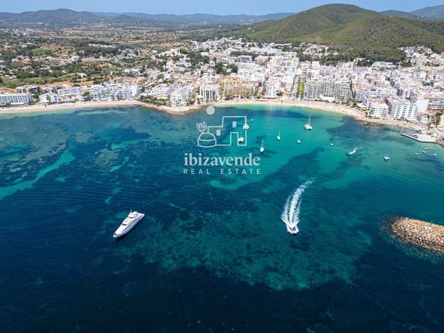 1 slaapkamer Flat te huur in Santa Eulalia / Santa Eularia met zwembad - € 1.800 (Ref: 9593115)