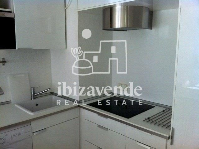 1 soverom Leilighet til salgs i Ibiza by med svømmebasseng garasje - € 420 000 (Ref: 9596442)