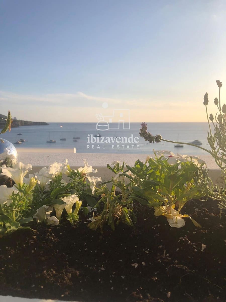 2 quarto Apartamento para venda em Cala Tarida - 750 000 € (Ref: 9610692)