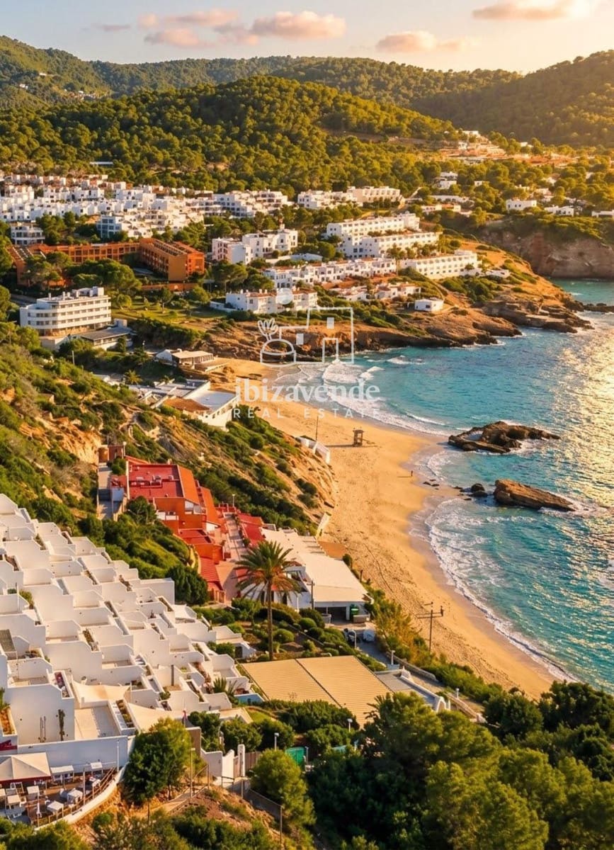 2 bedroom Flat for sale in Cala Tarida - € 800,000 (Ref: 9610692)
