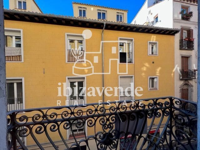 1 sovrum Lägenhet att hyra i Madrid stad - 2 500 € (Ref: 9618594)