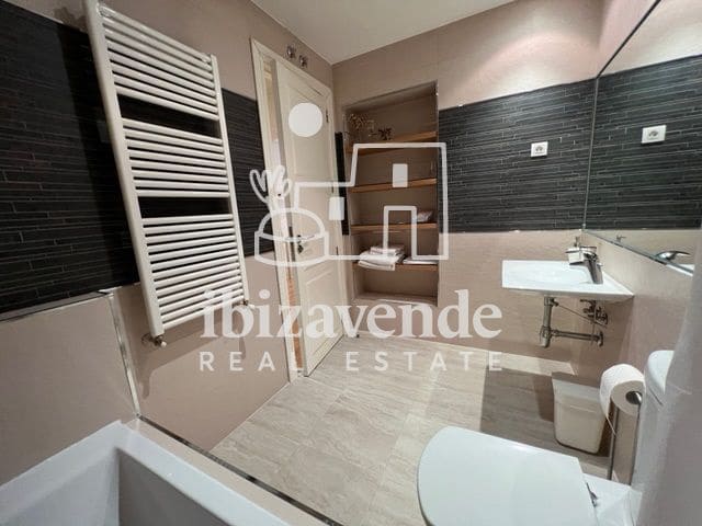 1 sovrum Lägenhet att hyra i Madrid stad - 2 500 € (Ref: 9618594)