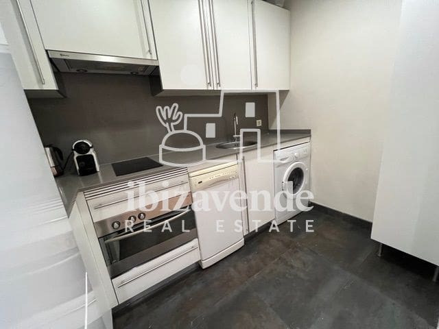 1 sovrum Lägenhet att hyra i Madrid stad - 2 500 € (Ref: 9618594)