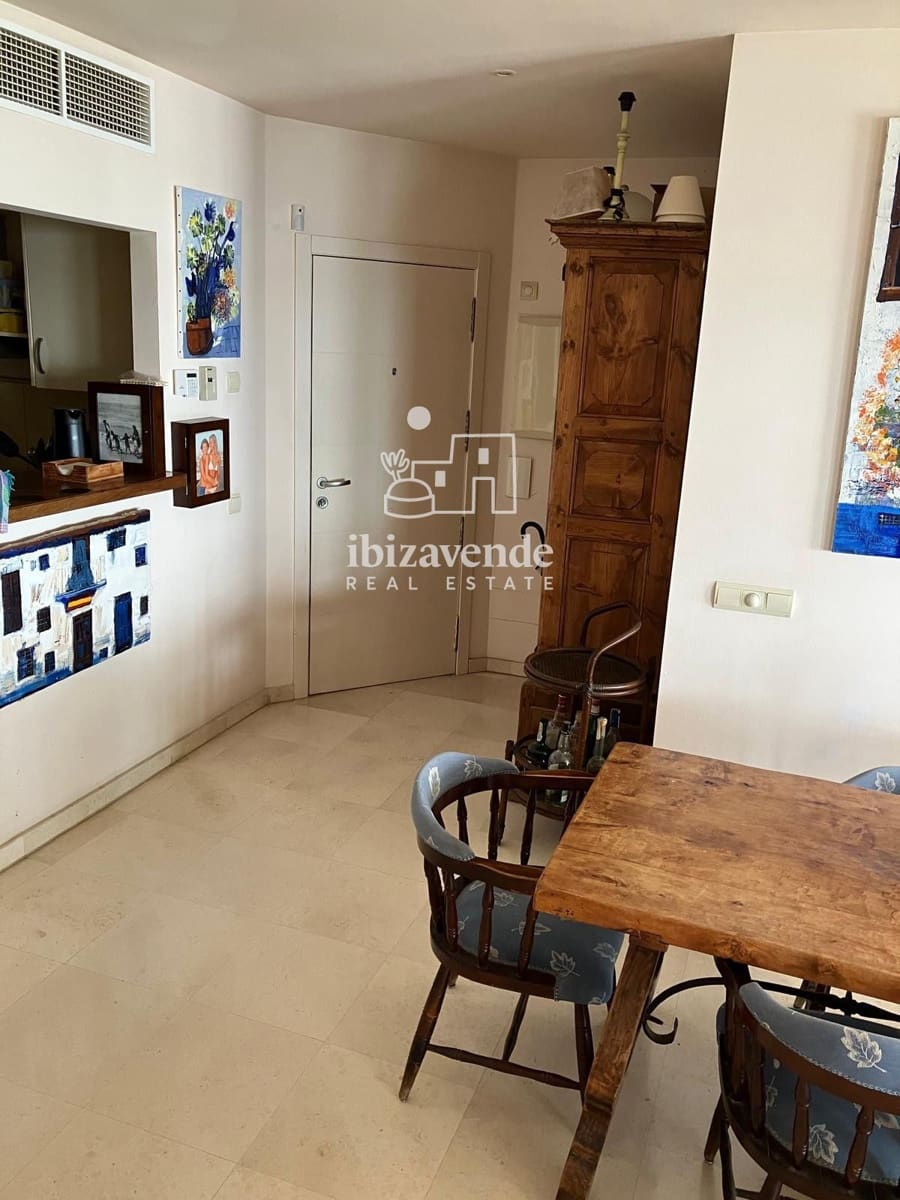 3 slaapkamer Flat te huur in Cala Gracio met zwembad garage - € 5.500 (Ref: 9632864)