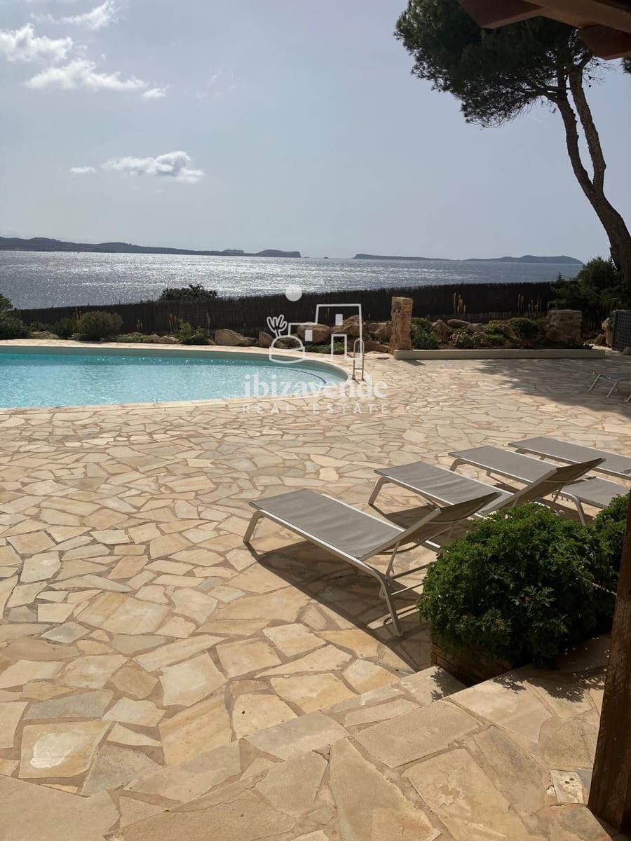 3 slaapkamer Flat te huur in Cala Gracio met zwembad garage - € 5.500 (Ref: 9632864)