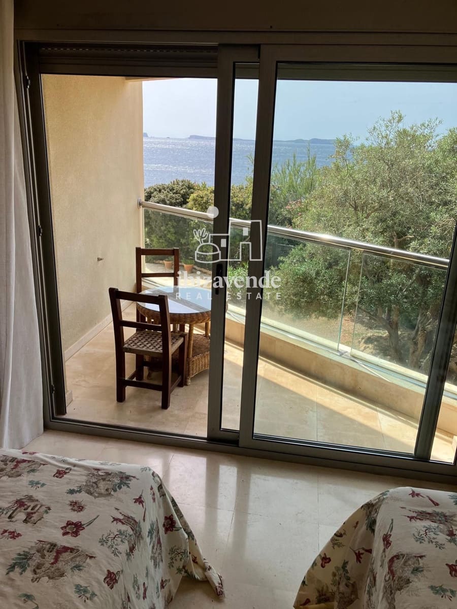 3 slaapkamer Flat te huur in Cala Gracio met zwembad garage - € 5.500 (Ref: 9632864)