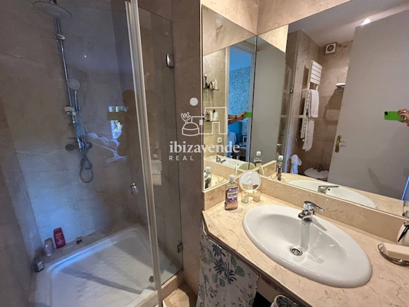 3 quarto Casa em Banda para arrendar em Roca Llisa com piscina garagem - 6 500 € (Ref: 9652862)