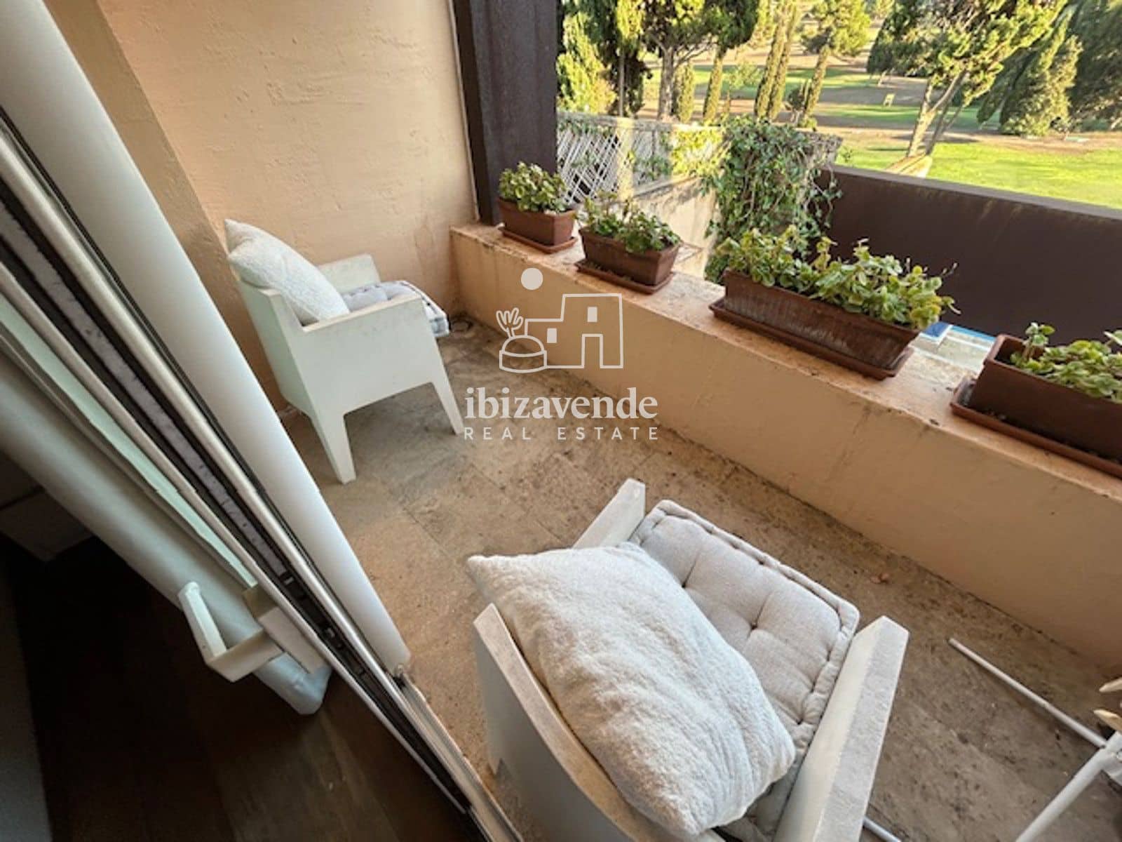 3 quarto Casa em Banda para arrendar em Roca Llisa com piscina garagem - 6 500 € (Ref: 9652862)