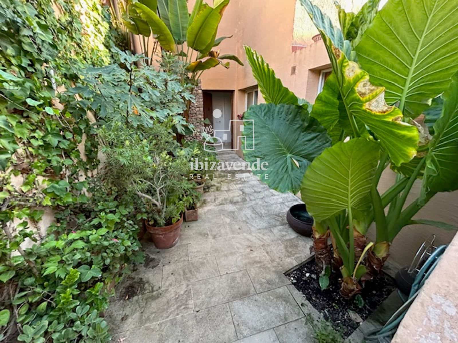 3 quarto Casa em Banda para arrendar em Roca Llisa com piscina garagem - 6 500 € (Ref: 9652862)