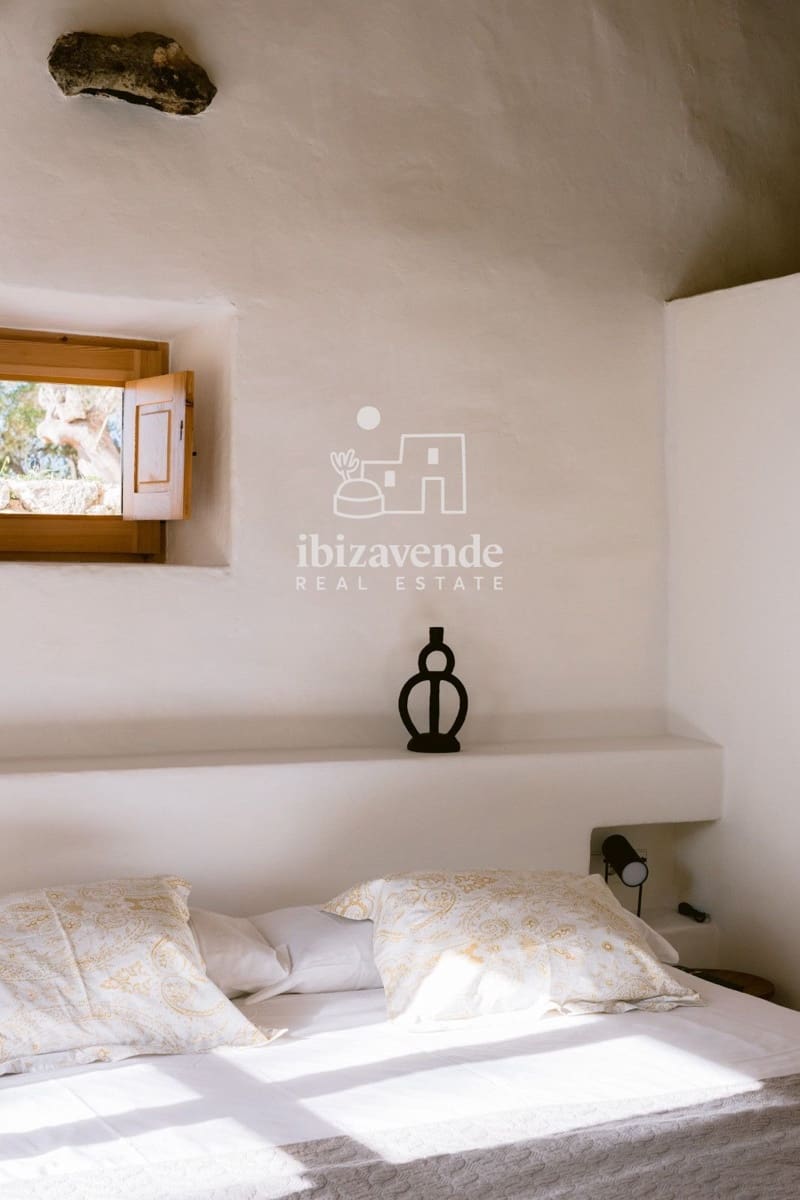 3 sypialnia Willa do wynajęcia w Sant Joan de Labritja z basenem garażem - 11 700 € (Ref: 9652863)