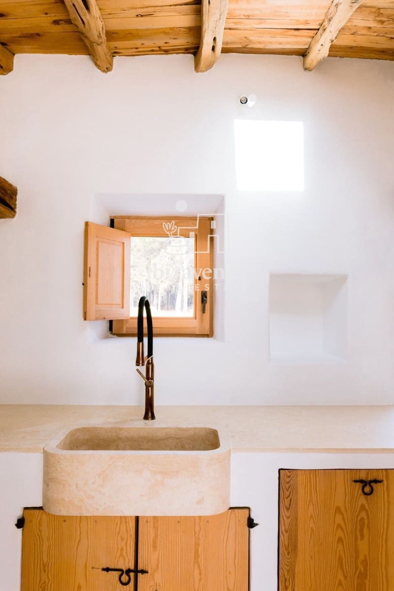 3 sypialnia Willa do wynajęcia w Sant Joan de Labritja z basenem garażem - 11 700 € (Ref: 9652863)