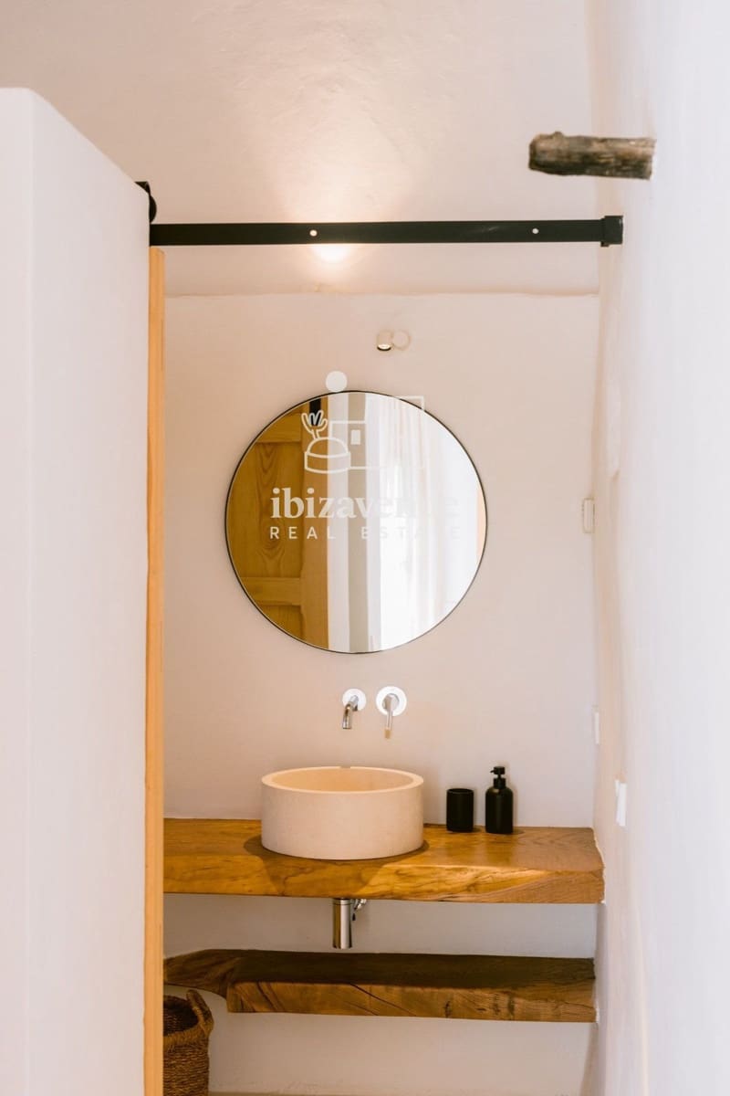 3 sypialnia Willa do wynajęcia w Sant Joan de Labritja z basenem garażem - 11 700 € (Ref: 9652863)