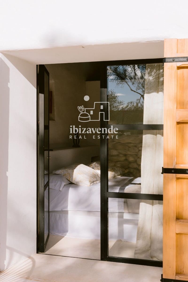 3 sypialnia Willa do wynajęcia w Sant Joan de Labritja z basenem garażem - 11 700 € (Ref: 9652863)