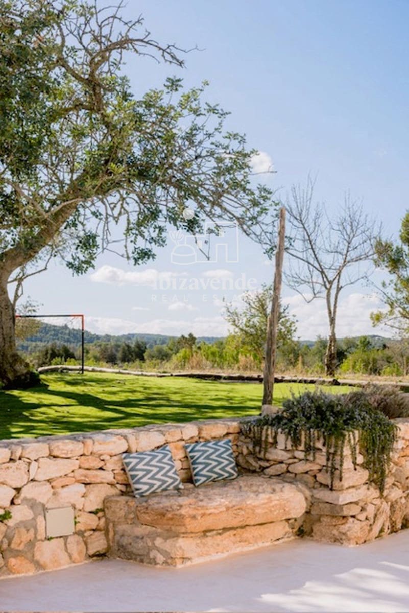 3 sypialnia Willa do wynajęcia w Sant Joan de Labritja z basenem garażem - 11 700 € (Ref: 9652863)