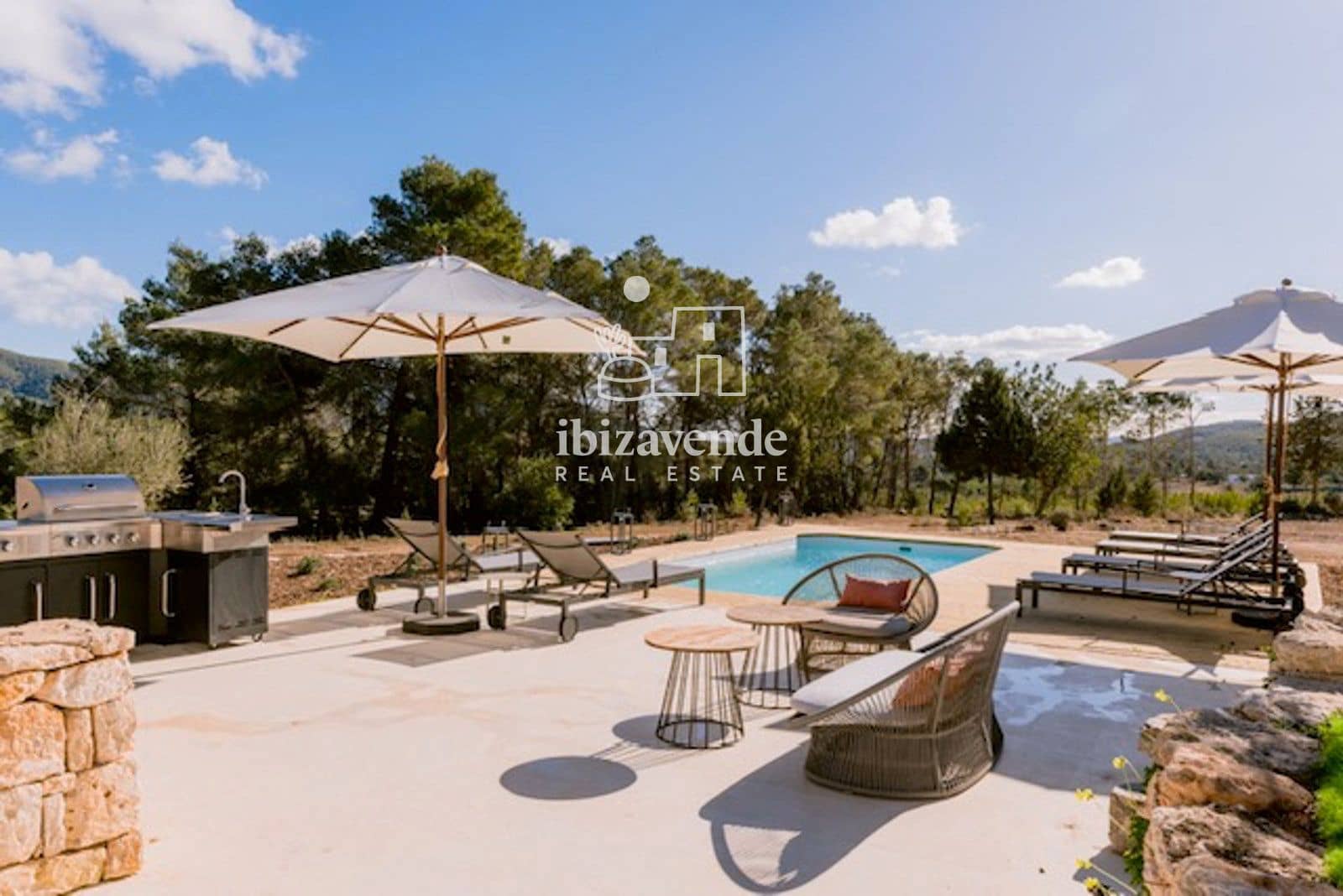 3 sypialnia Willa do wynajęcia w Sant Joan de Labritja z basenem garażem - 11 700 € (Ref: 9652863)