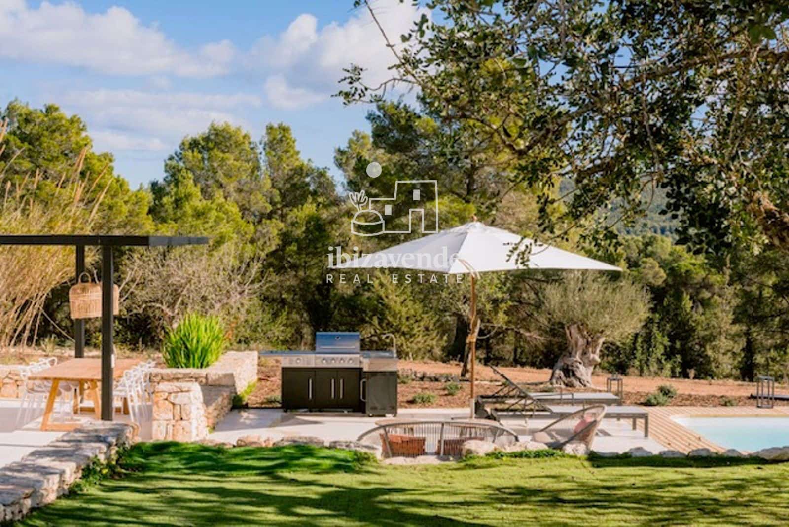 3 sypialnia Willa do wynajęcia w Sant Joan de Labritja z basenem garażem - 11 700 € (Ref: 9652863)