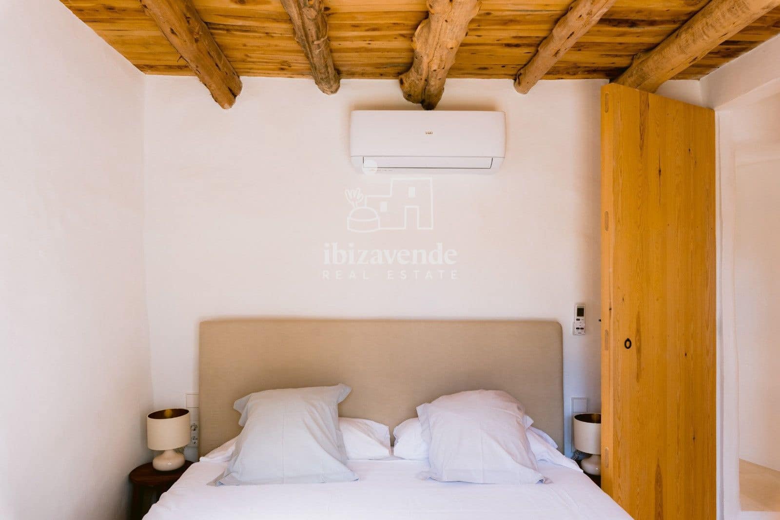 3 sovrum Villa att hyra i Sant Joan de Labritja med pool garage - 10 000 € (Ref: 9652863)