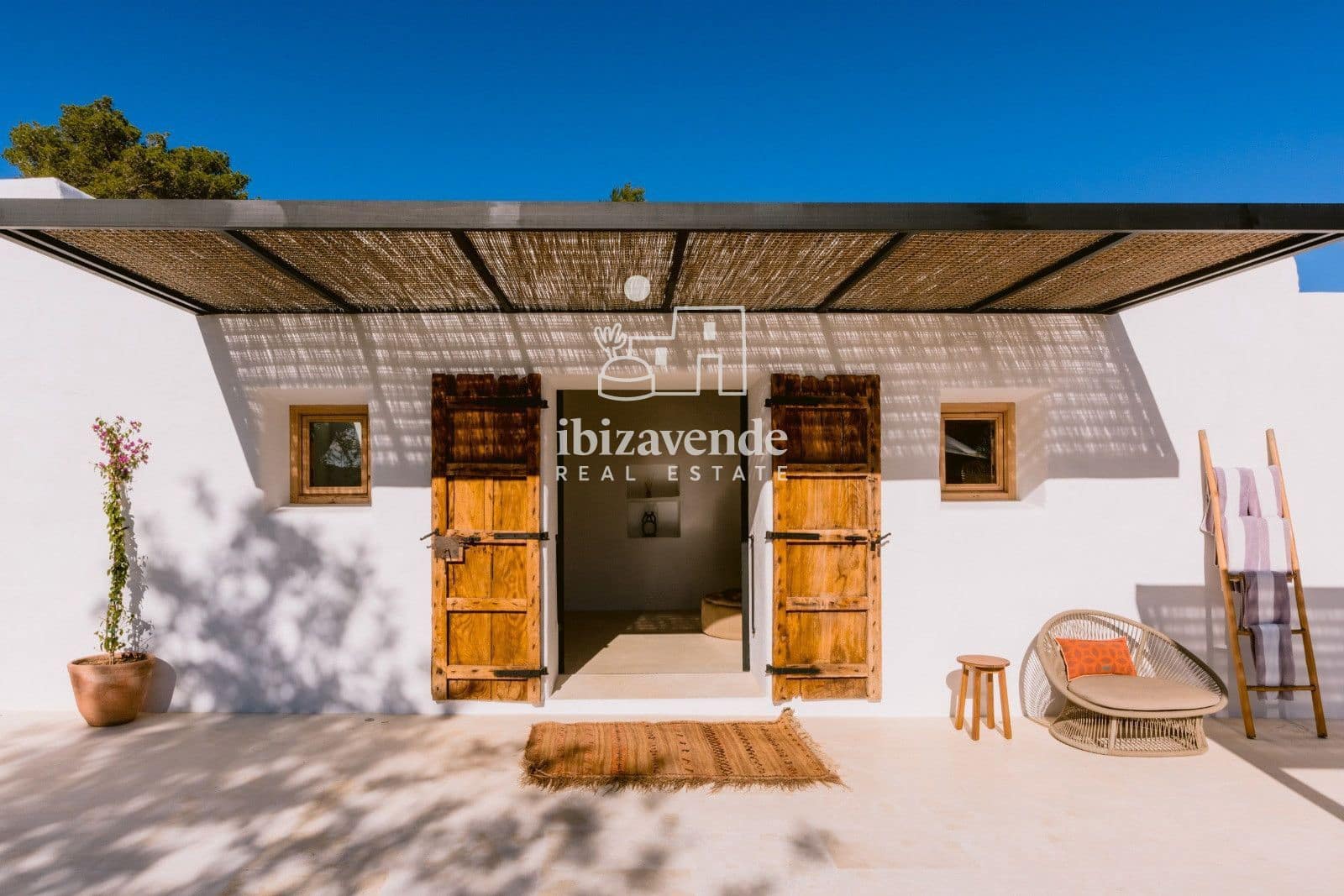 3 sovrum Villa att hyra i Sant Joan de Labritja med pool garage - 10 000 € (Ref: 9652863)
