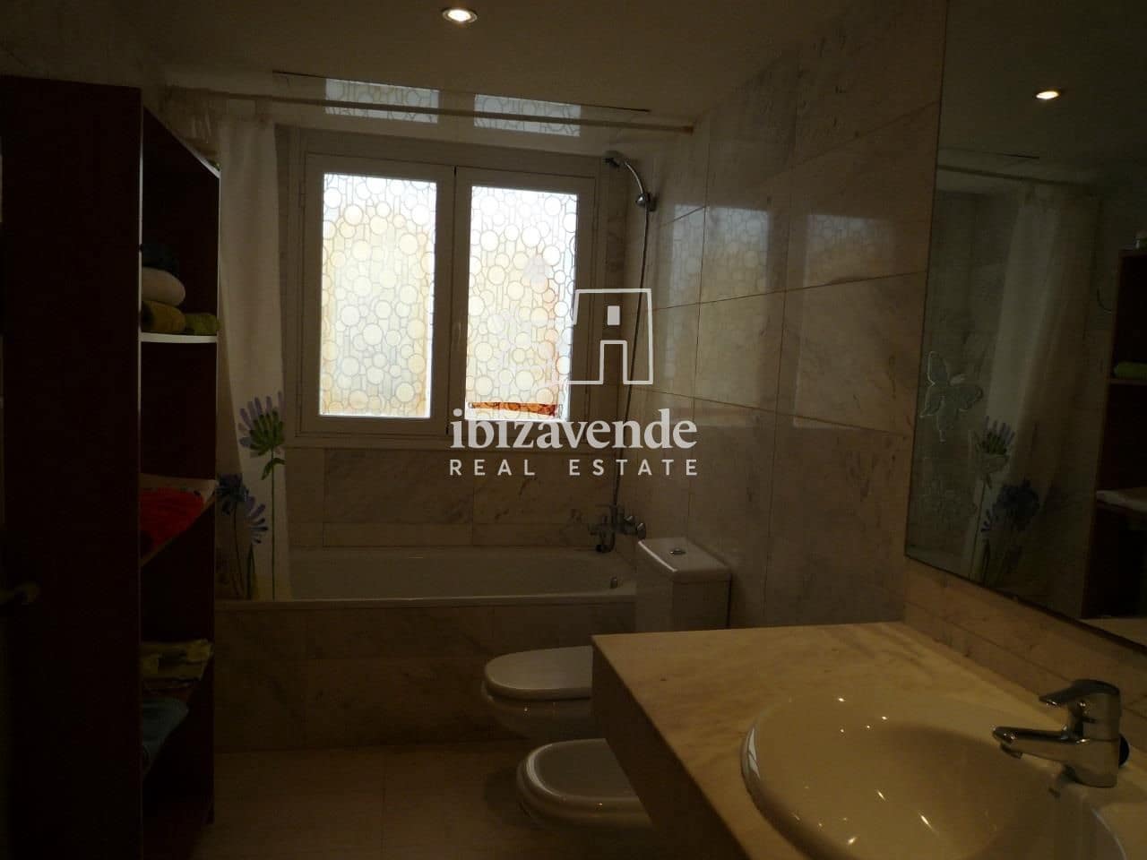 Appartement de 1 chambre à louer à Cala d'en Bou avec piscine - 3 000 € (Ref: 9679278)