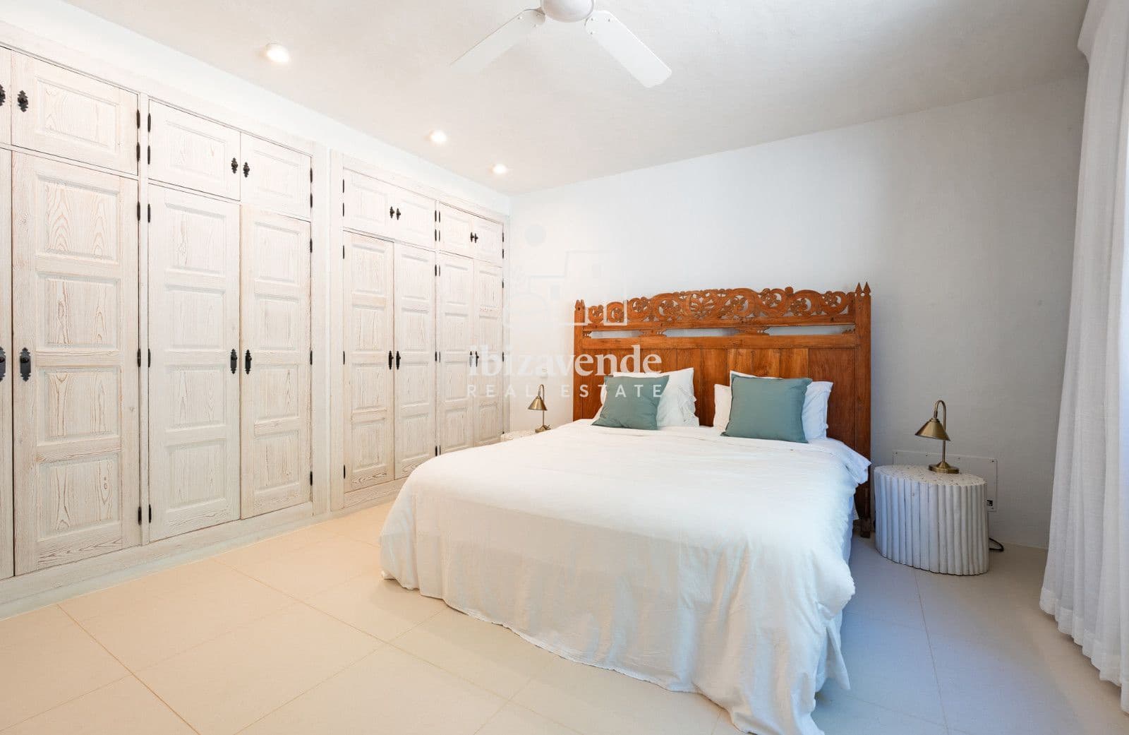 6 bedroom Villa for rent in San Jose / Sant Josep de Sa Talaia with pool garage - € 25,000 (Ref: 9694200)