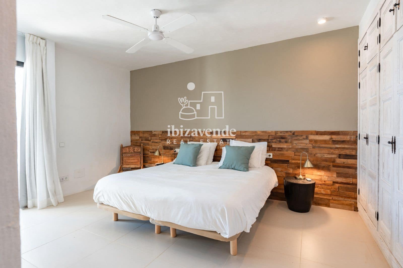 6 bedroom Villa for rent in San Jose / Sant Josep de Sa Talaia with pool garage - € 25,000 (Ref: 9694200)