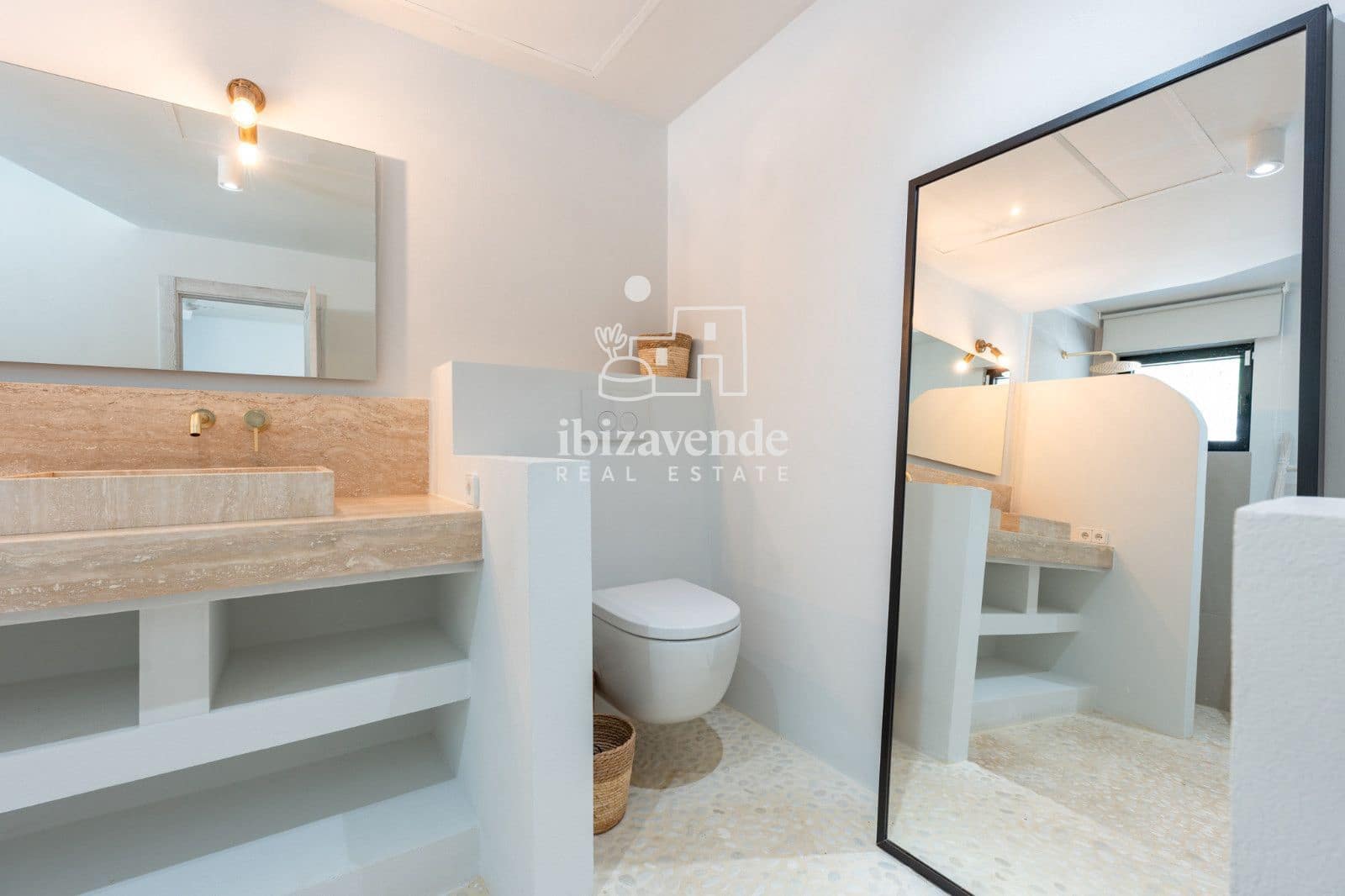 6 bedroom Villa for rent in San Jose / Sant Josep de Sa Talaia with pool garage - € 25,000 (Ref: 9694200)