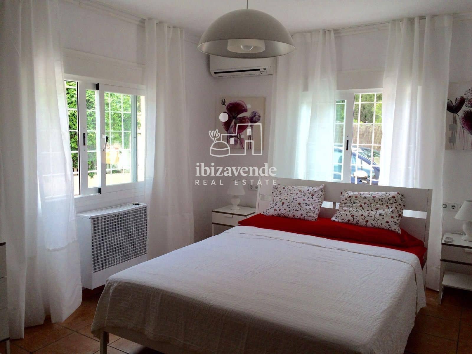 4 bedroom Villa for rent in Port des Torrent with pool - € 6,000 (Ref: 9697756)