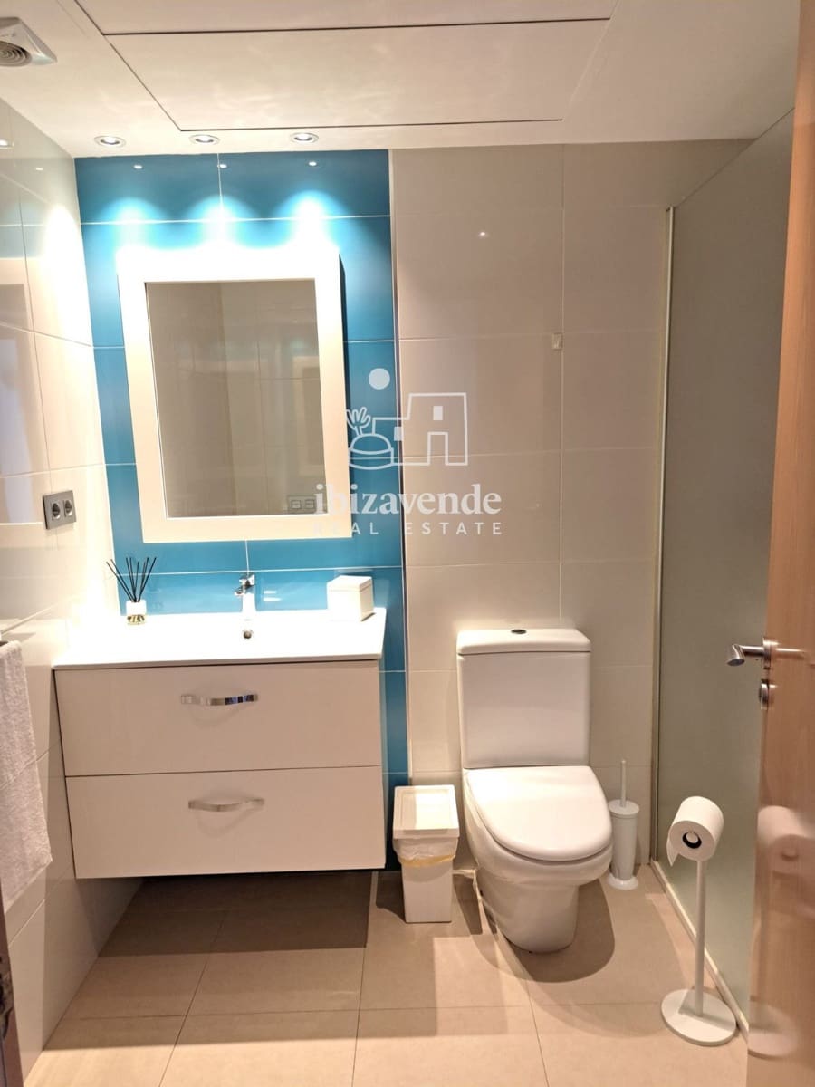 3 bedroom Flat for rent in Sant Antoni de Portmany with garage - € 3,200 (Ref: 9700068)