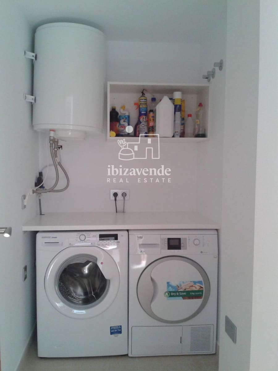 3 bedroom Flat for rent in Sant Antoni de Portmany with garage - € 3,200 (Ref: 9700068)