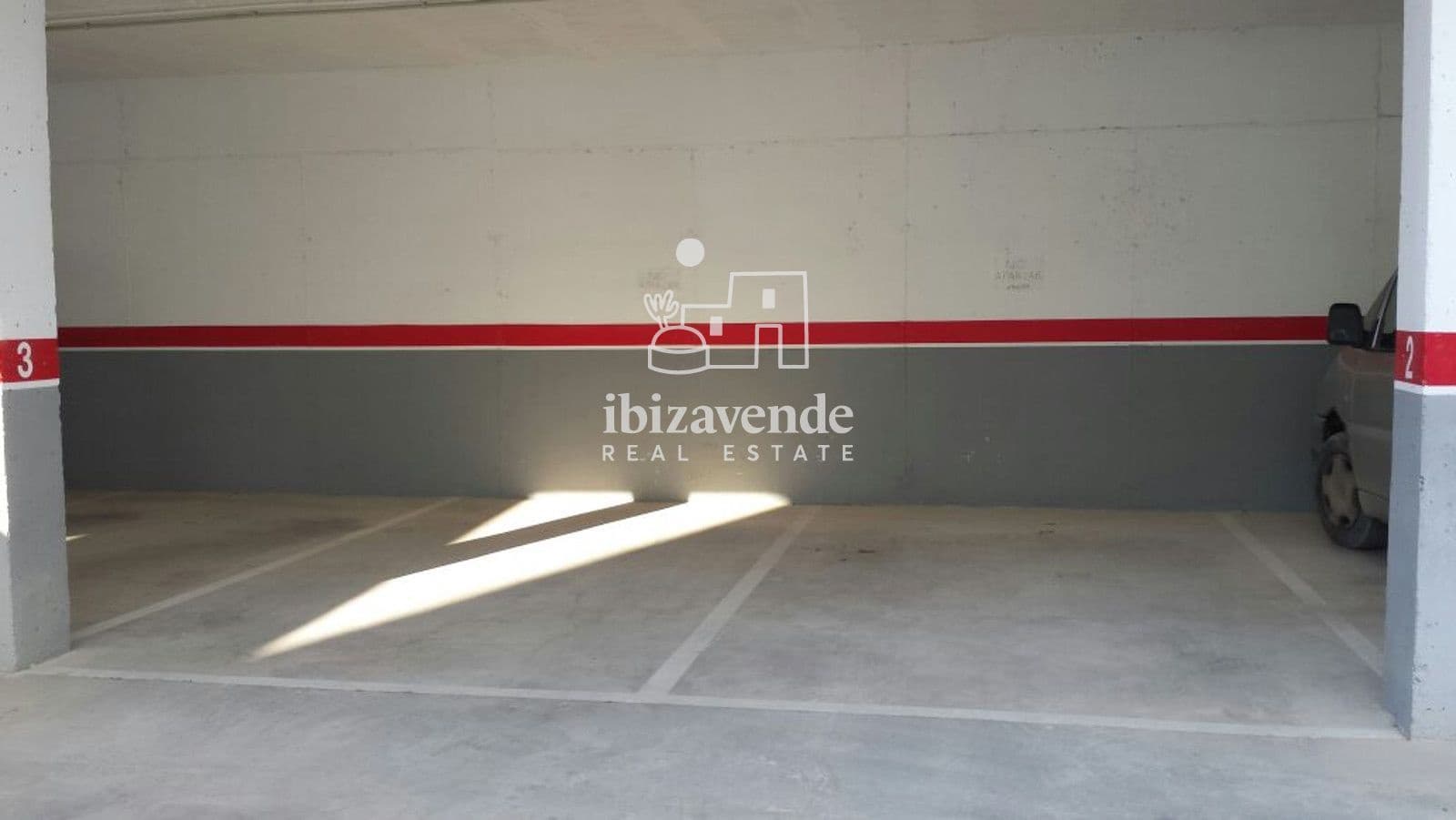 3 bedroom Flat for rent in Sant Antoni de Portmany with garage - € 3,200 (Ref: 9700068)