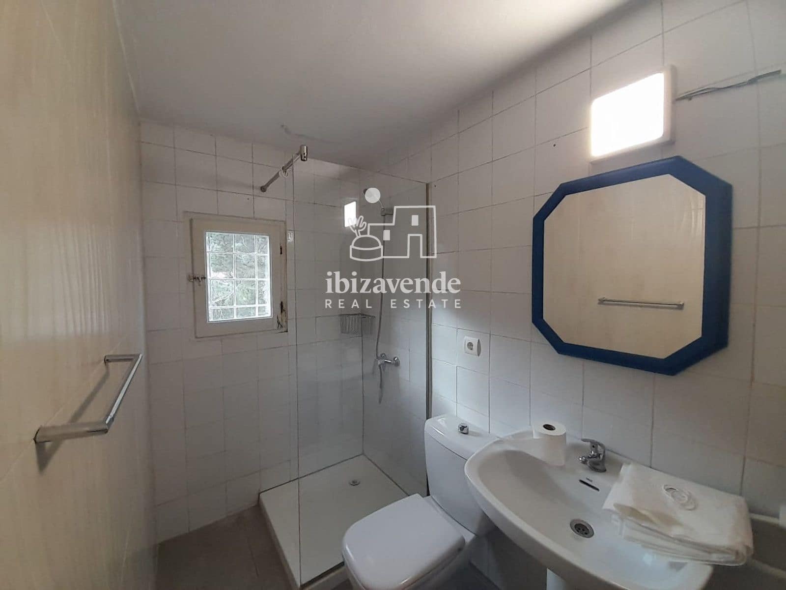 2 bedroom Townhouse for rent in San Jose / Sant Josep de Sa Talaia with garage - € 2,200 (Ref: 9702463)