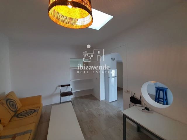 Maison de Ville de 2 chambres à louer à San Jose / Sant Josep de Sa Talaia avec garage - 2 200 € (Ref: 9702463)